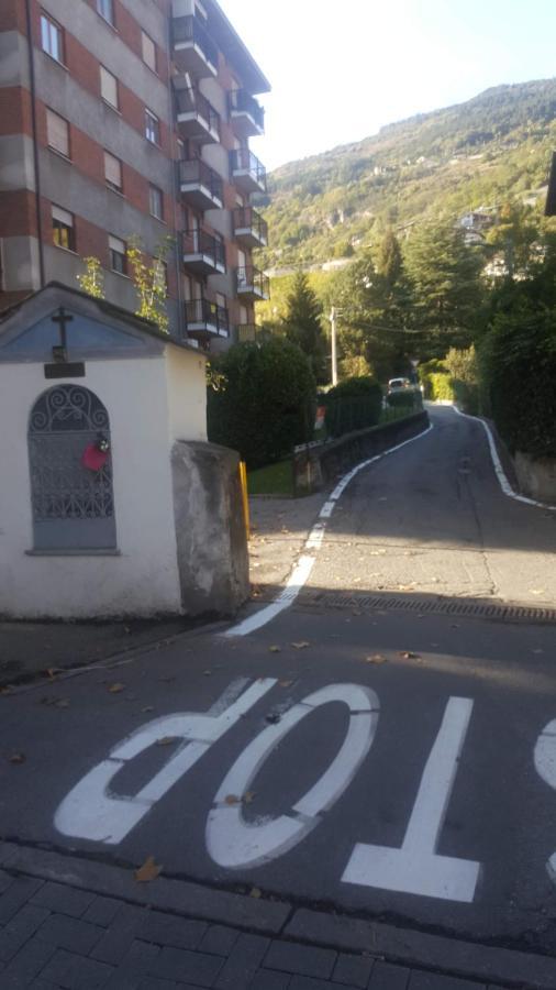 Appartamento Casa della nonna per voi parcheggio gratuito per chi lo desidera self check-in Aosta Esterno foto