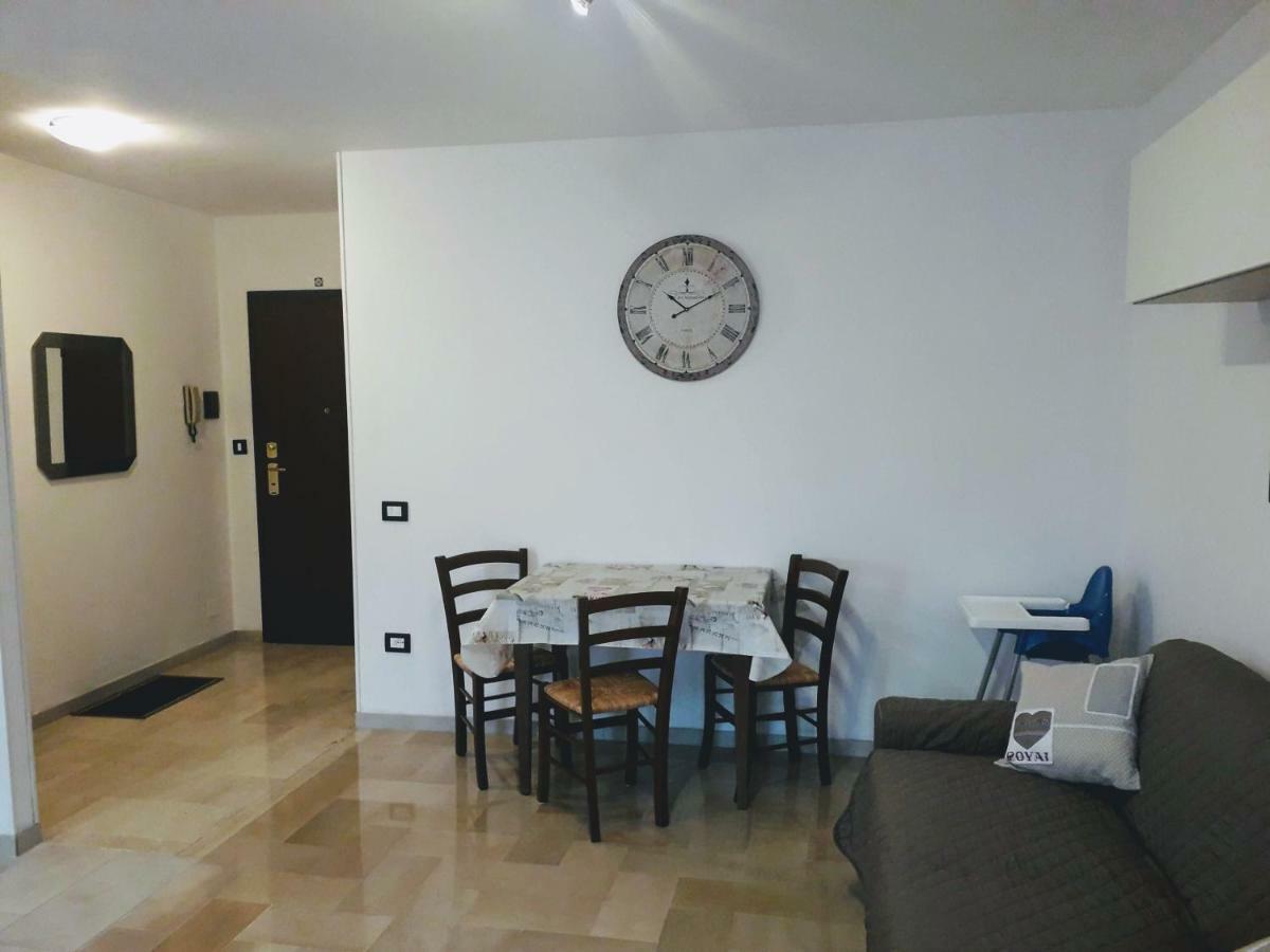 Appartamento Casa della nonna per voi parcheggio gratuito per chi lo desidera self check-in Aosta Esterno foto