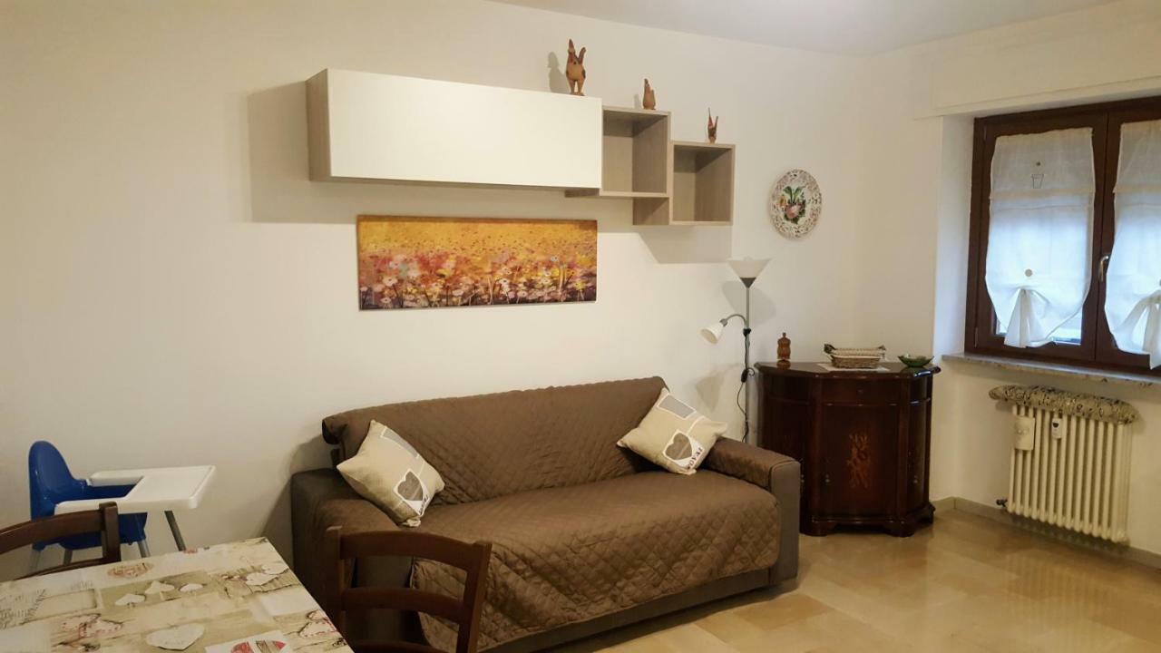 Appartamento Casa della nonna per voi parcheggio gratuito per chi lo desidera self check-in Aosta Esterno foto